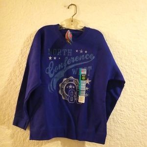 NWT - Hanes Premium Ecosmart Crewneck long sleeved boys sweatshirt